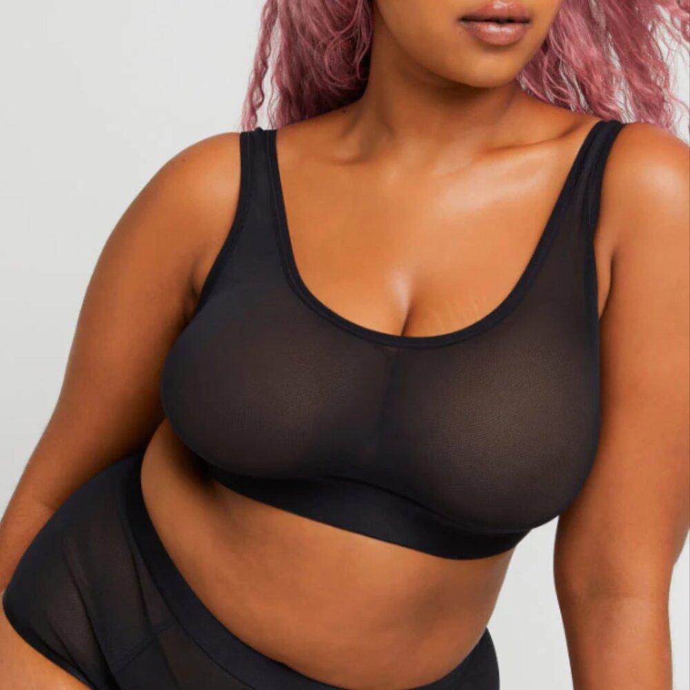 Negative Underwear Sieve Bra